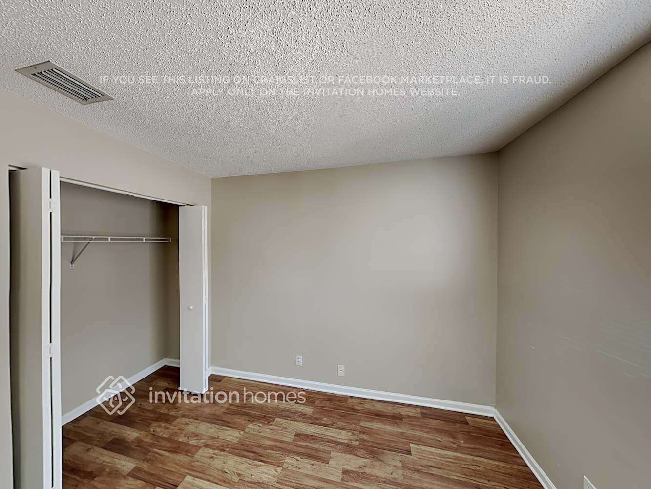 Building Photo - 4728 SW 13th Pl