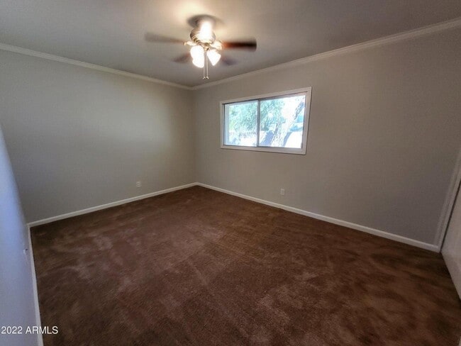 Building Photo - 3719 S Elm St