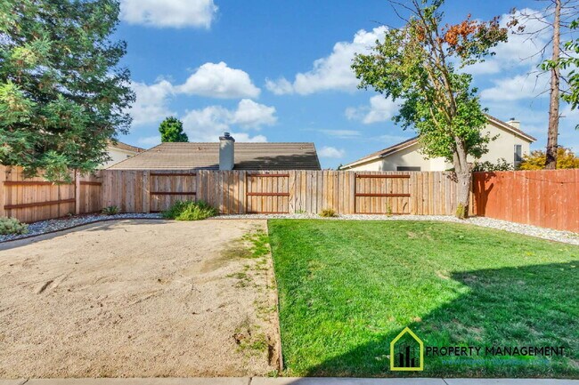Building Photo - 5-Bedroom Residence Ready for Immediate Move-In