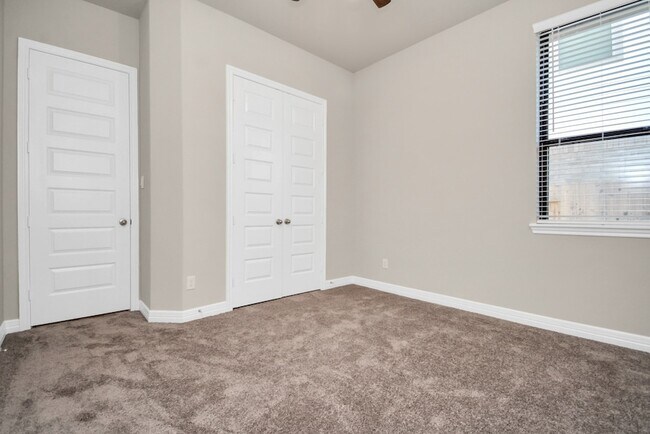 Building Photo - 4710 Austin Landing