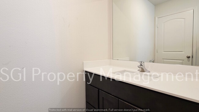 Building Photo - 744 Keeneland Dr