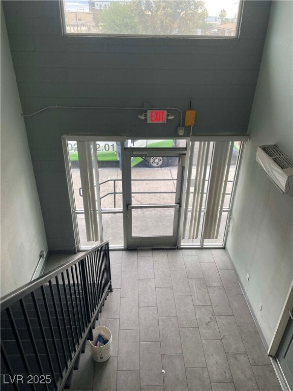 Building Photo - 223 N 9th St