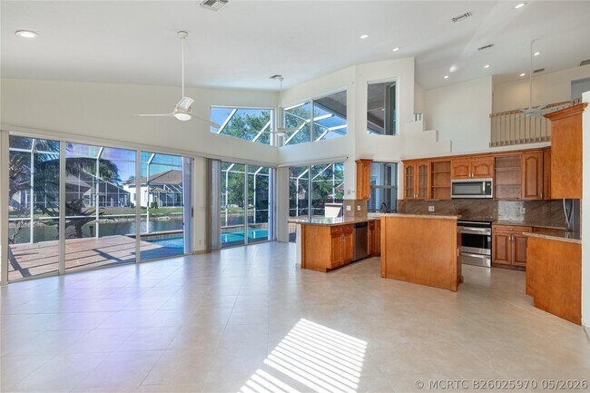 Building Photo - 9901 NW 48th Ct