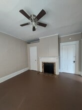Building Photo - 120 Maholm St