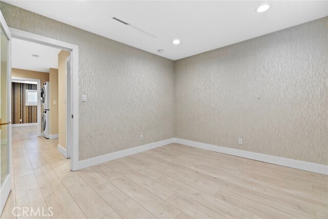 Building Photo - 557 E San Jose Ave