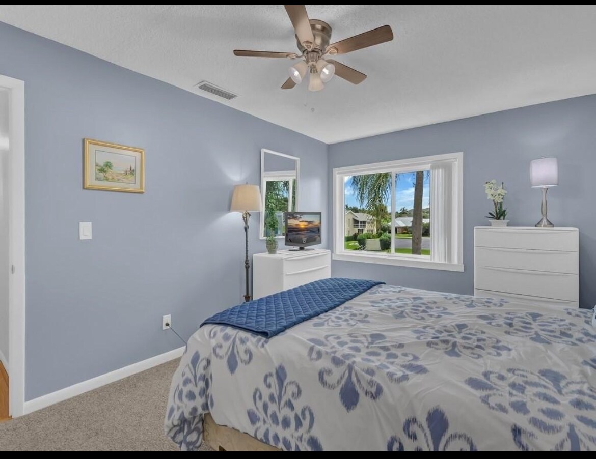 Building Photo - 1860 Robalo Dr