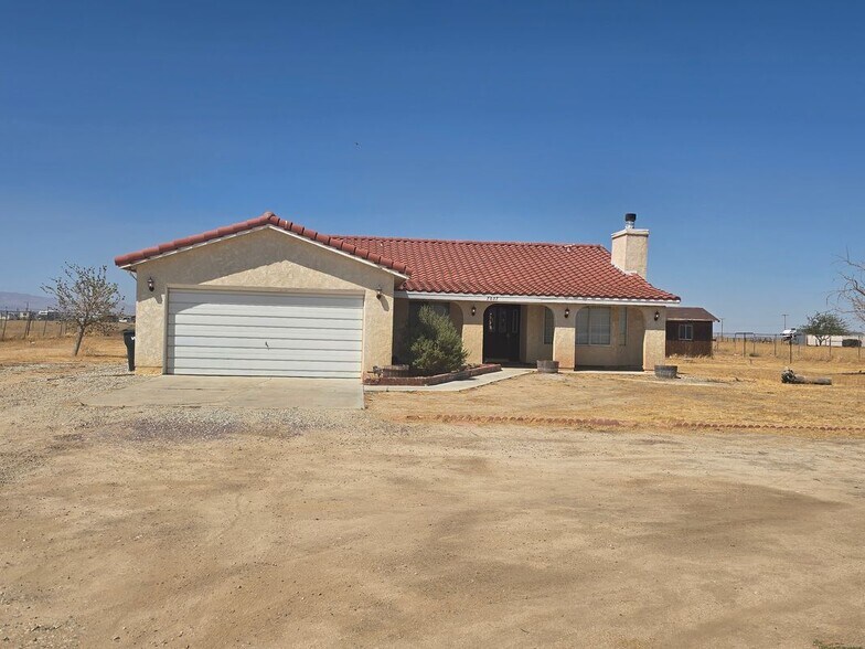 Building Photo - 7057 W Avenue H