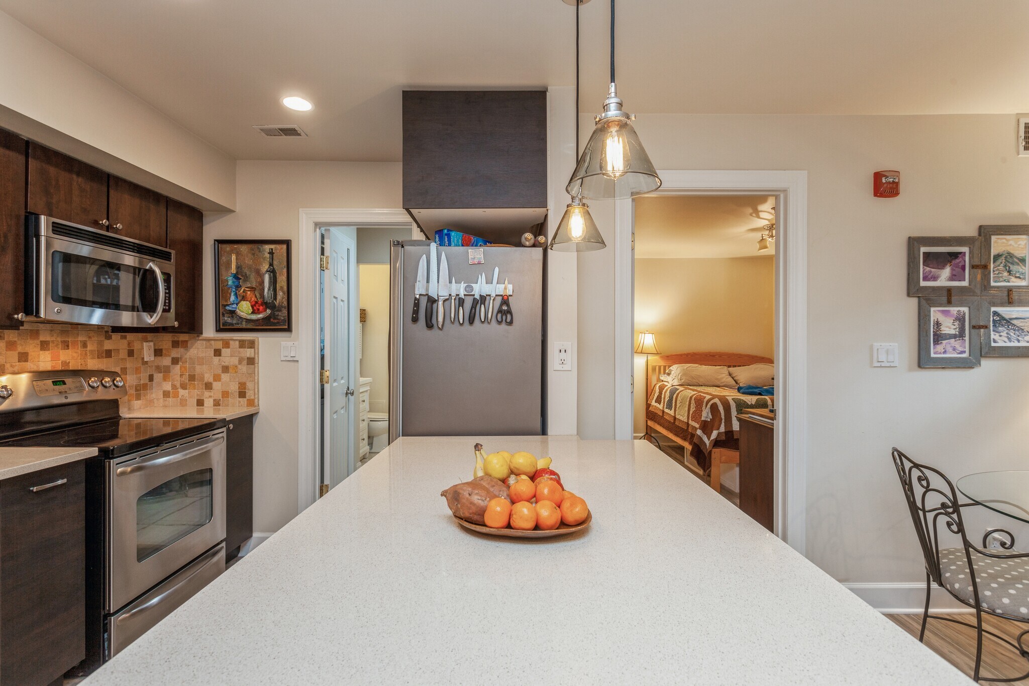 Building Photo - 304 Q St NW