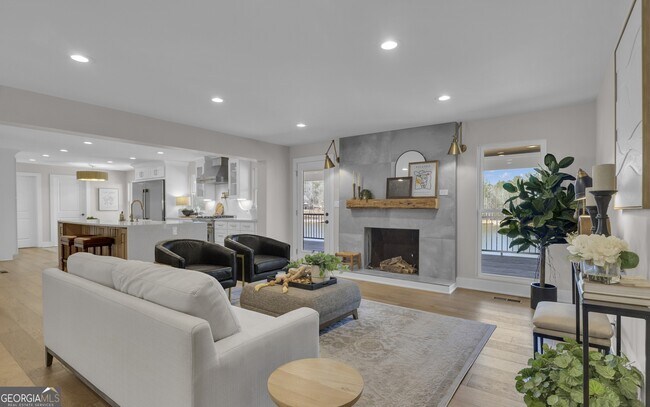 Building Photo - 459 Lester road