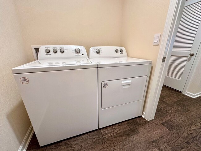 Building Photo - Resort Style Amenities! Lawn Care Included! Easy Access to Wildlight, Fernandina Bch, Jax