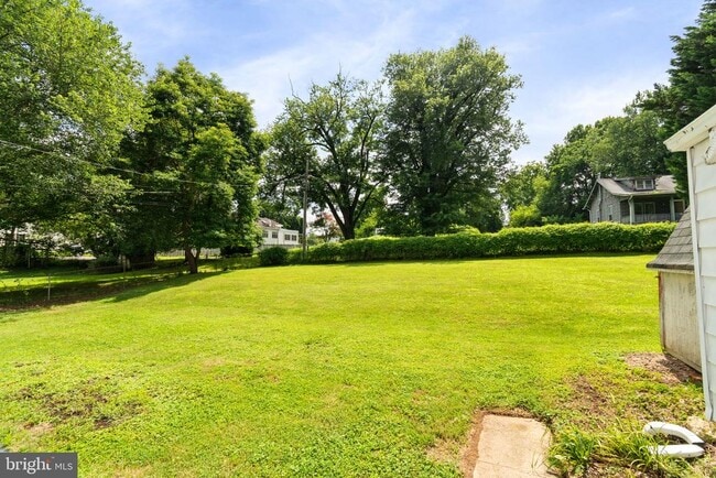 Building Photo - 6315 Old Dominion Dr