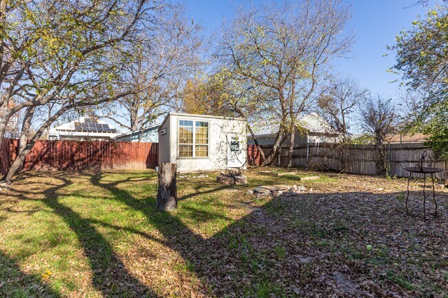 Building Photo - 209 Carolina St