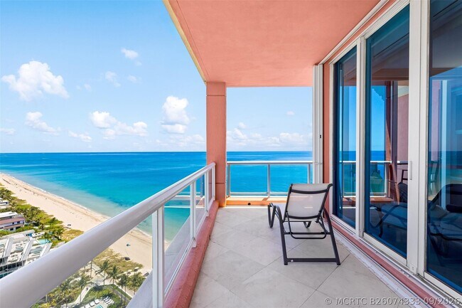 Building Photo - 2110 N Ocean Blvd