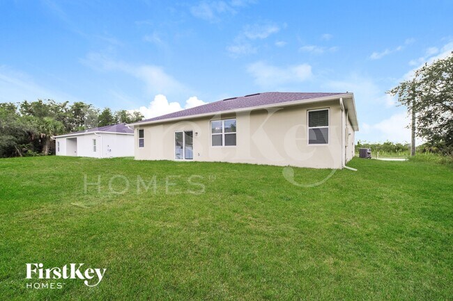Building Photo - 1023 Garvey Rd