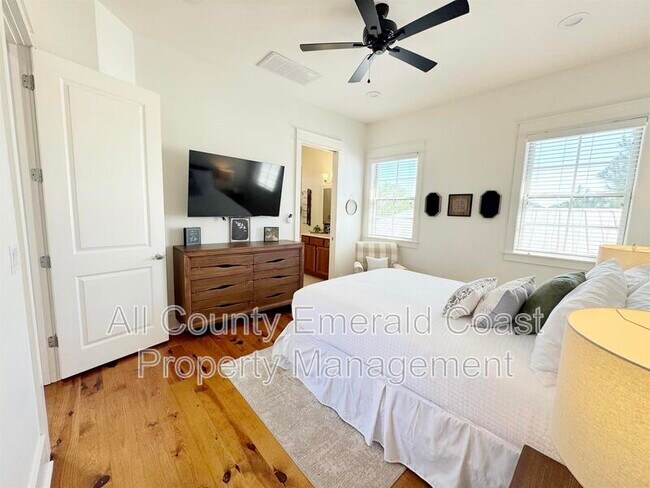 Building Photo - 50 Cinnamon Fern Lane