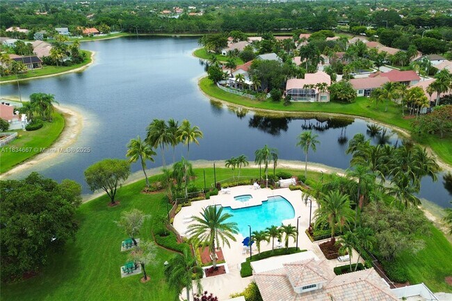 Building Photo - 1049 Laguna Springs Dr