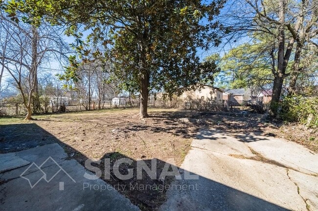 Building Photo - 5832 Court Q