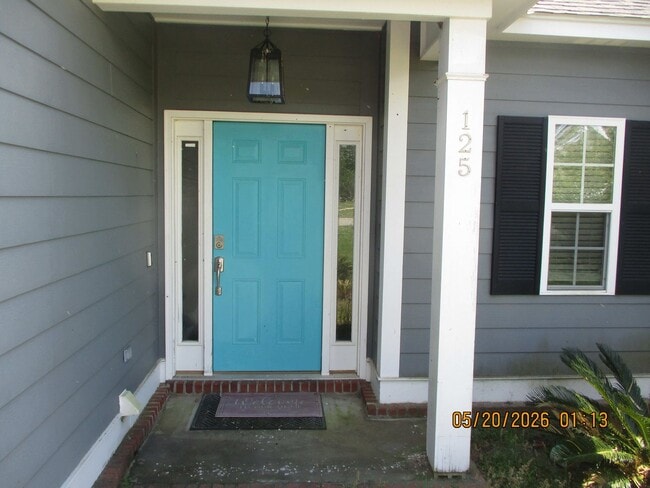 Building Photo - 125 Summerfield Dr