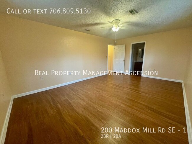 Building Photo - Roomy Two Bed Two Bath in Dalton