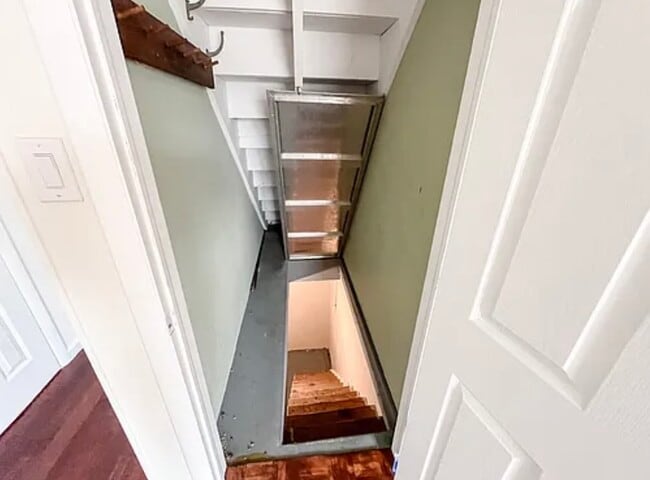 Building Photo - 143 Ramblewood Rd