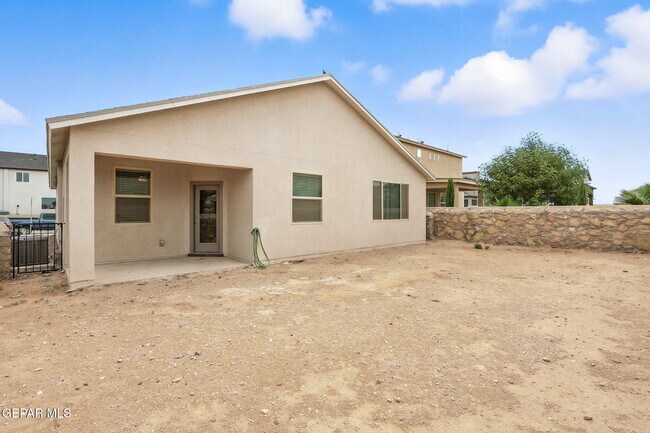 Building Photo - 12360 Desert Path Ct