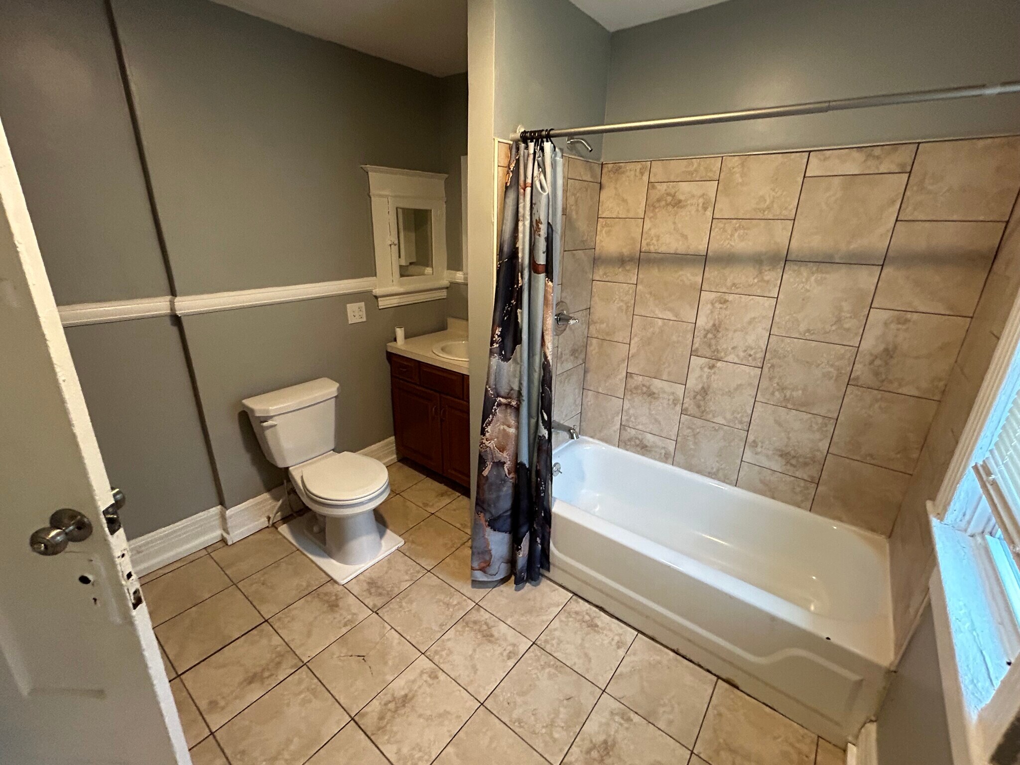 Building Photo - 659 Seward St