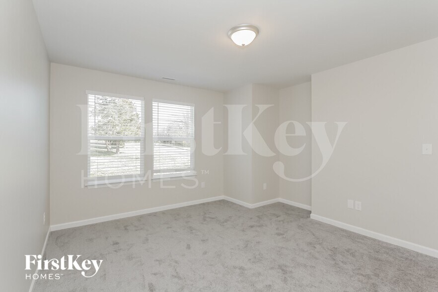 Building Photo - 601 Stafford St