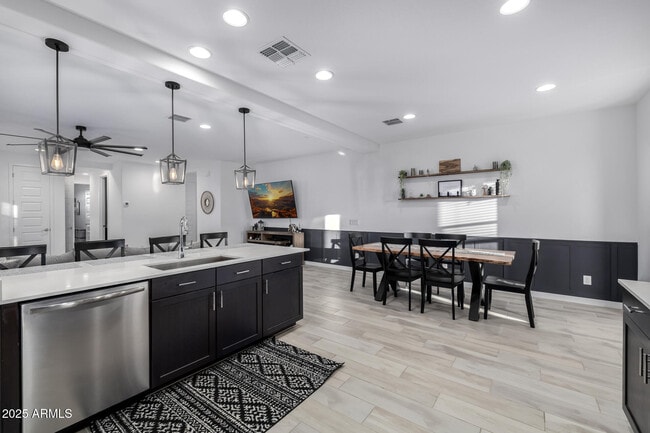 Building Photo - 4352 N 91st Gln