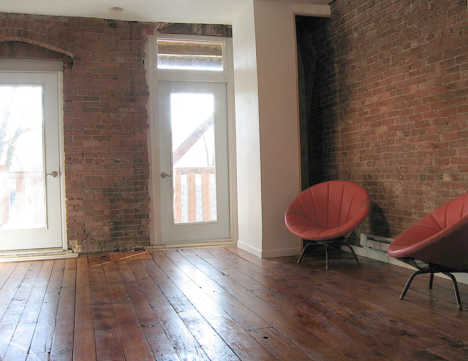 Building Photo - 194 Front St