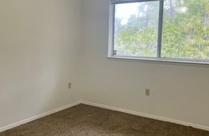 Building Photo - 33938 Peckinpah Acres Dr