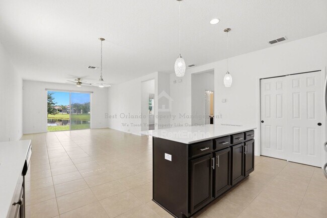 Building Photo - 3912 Wind Dancer Cir