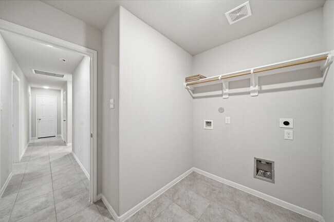 Building Photo - 1436 Sundown Gln Ln