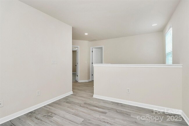 Building Photo - 14321 Green Birch Dr