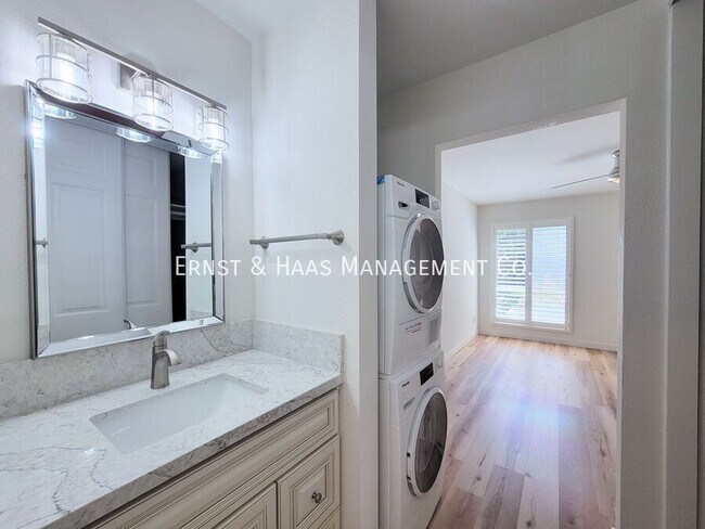 Building Photo - 7890 E Spring St