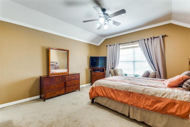 Building Photo - 8730 Manhattan Ave