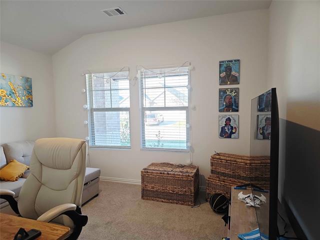 Building Photo - 511 Stagg St