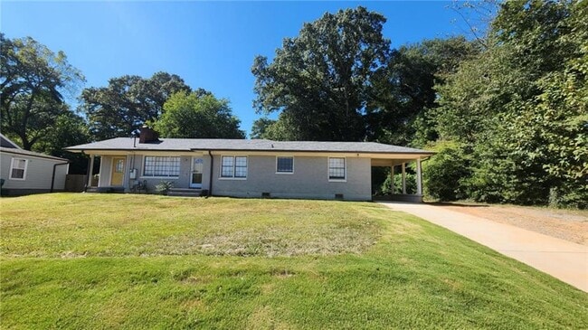 Building Photo - 349 Johnson Ferry Rd