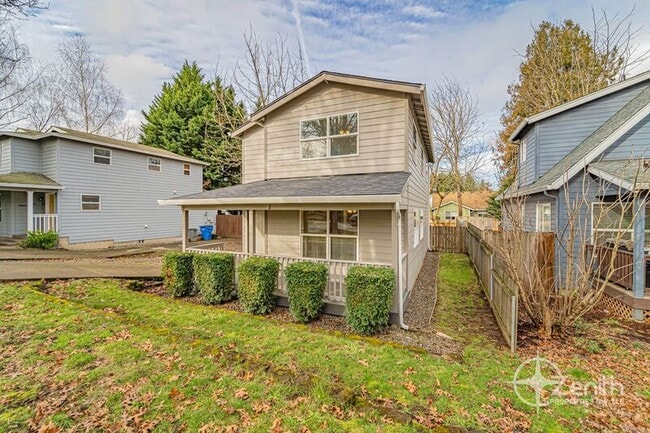 Building Photo - 1216 W 22nd St