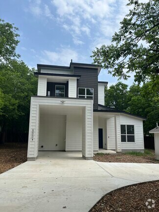 Welcome Home! - 500 Capitol Dr