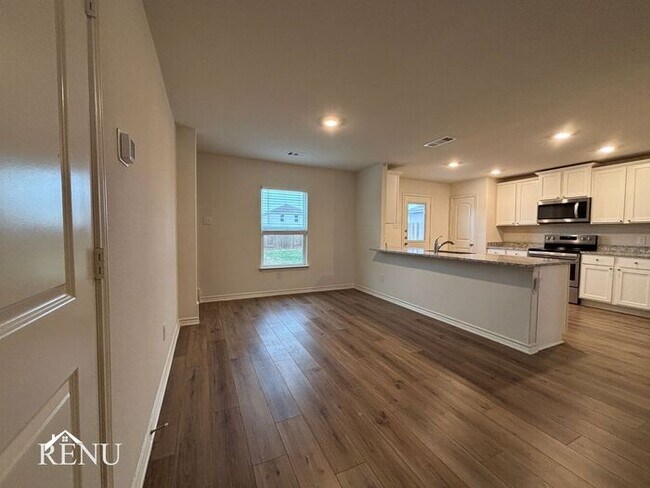 Building Photo - Coming Soon!