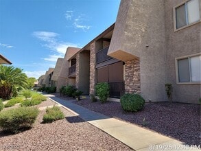 Building Photo - 5163 Indian River Dr