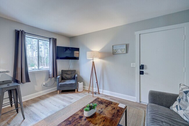 Building Photo - 4752 Seahawk Ct