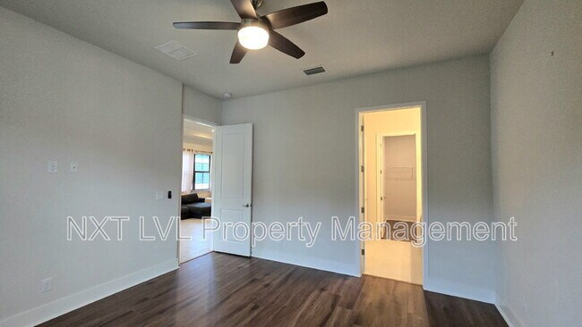 Building Photo - 14851 Loggerhead Dr