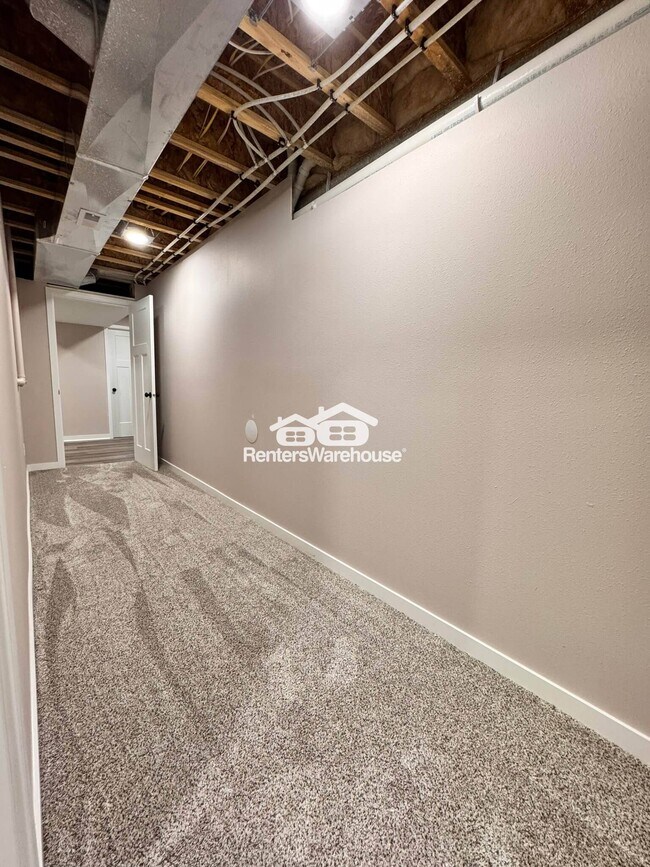 Building Photo - 1200 Locust St