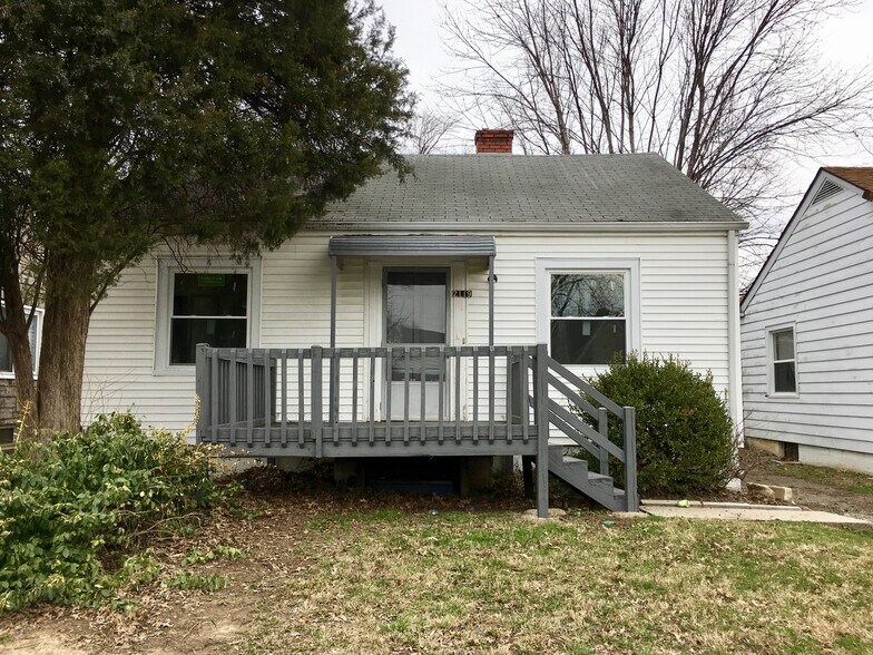 Primary Photo - 2119 Ratcliffe Ave