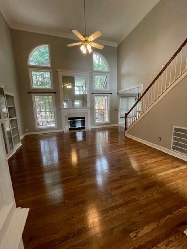 Building Photo - West Knoxville, Farragut 37934 - 4 bedroom, 3.5 bath, 2 Story Brick Home -Contact Debra Johnson (...