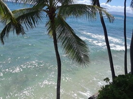 Building Photo - 3015 Kalakaua Ave