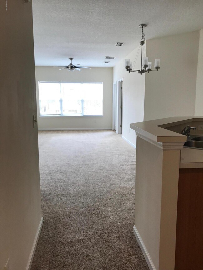 Building Photo - 12301 Kernan Forest Blvd