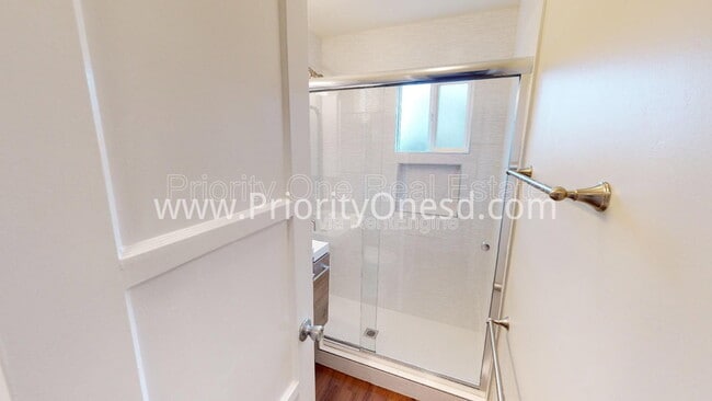 Building Photo - 4766 Bermuda Ave