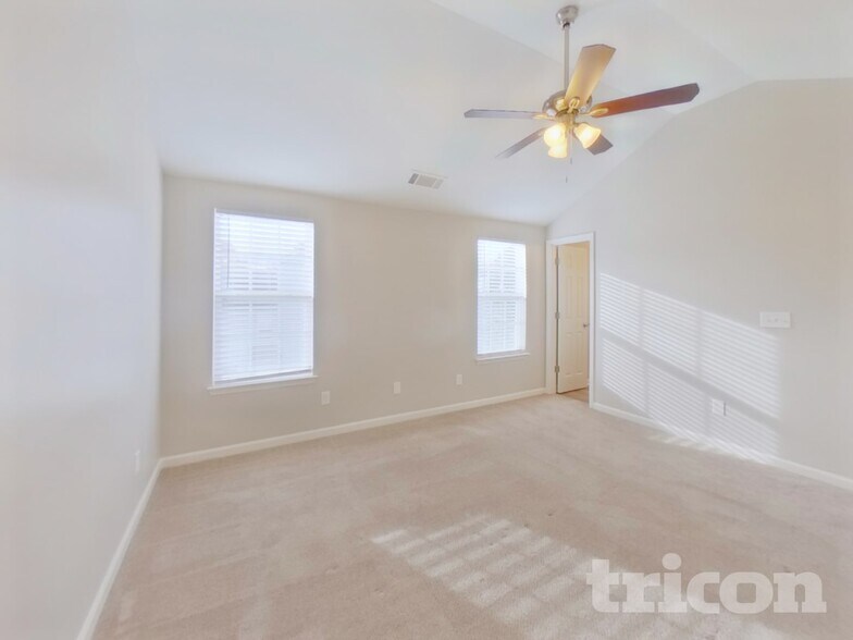 Building Photo - 1467 Eschol Ln NW